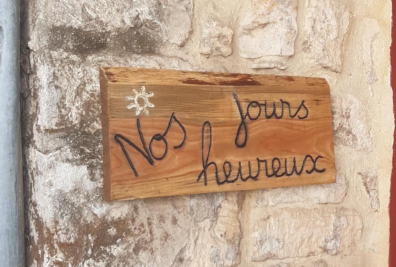 Nos Jours Heureux Daire Barjac  Dış mekan fotoğraf